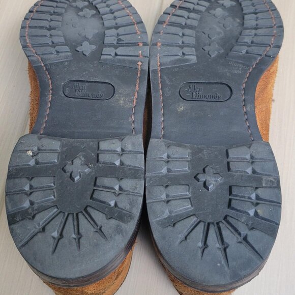 Allen Edmonds Katmai Suede Chukka boots, size 9 - Picture 9 of 11